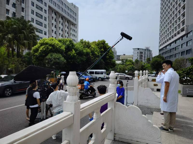 水磨沟区广告片拍摄公司低成本实现高规格制作的诀窍